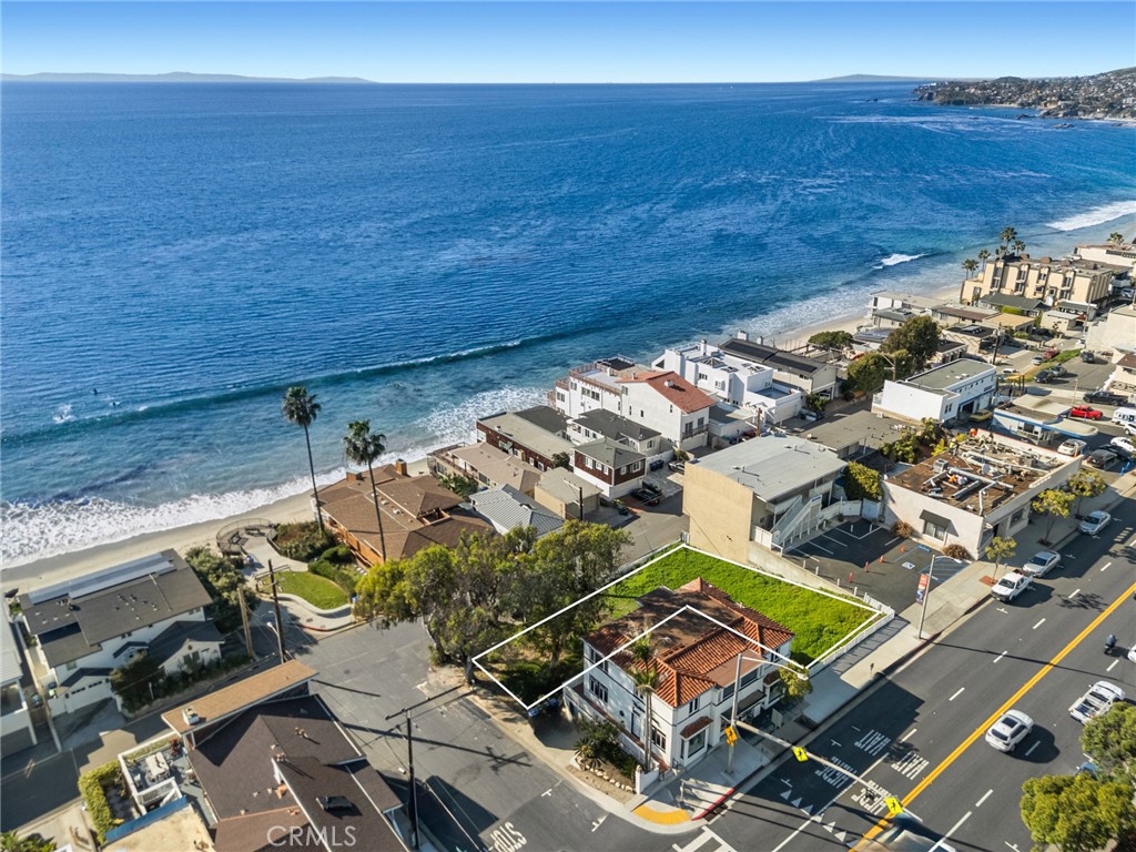 1081 South Coast Highway