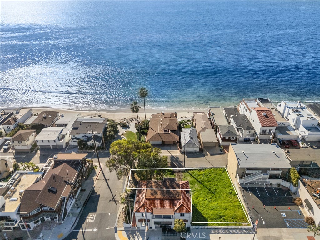 1081 South Coast Highway