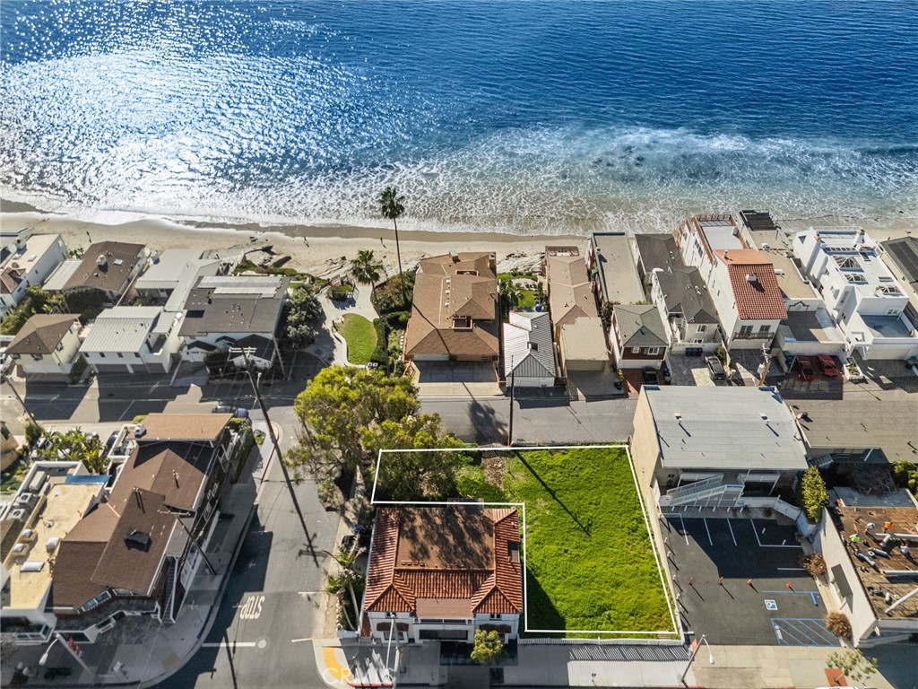 1081 South Coast Highway
