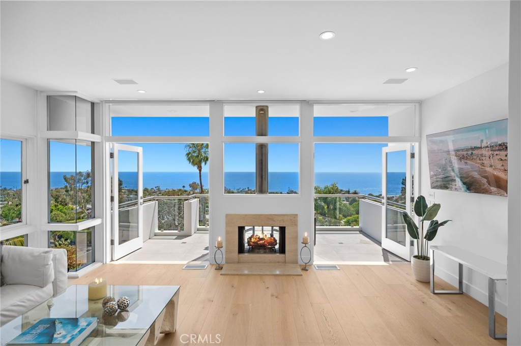 1061 Skyline Drive