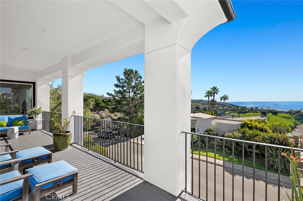 1598 Skyline Drive