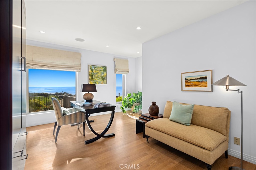 1598 Skyline Drive