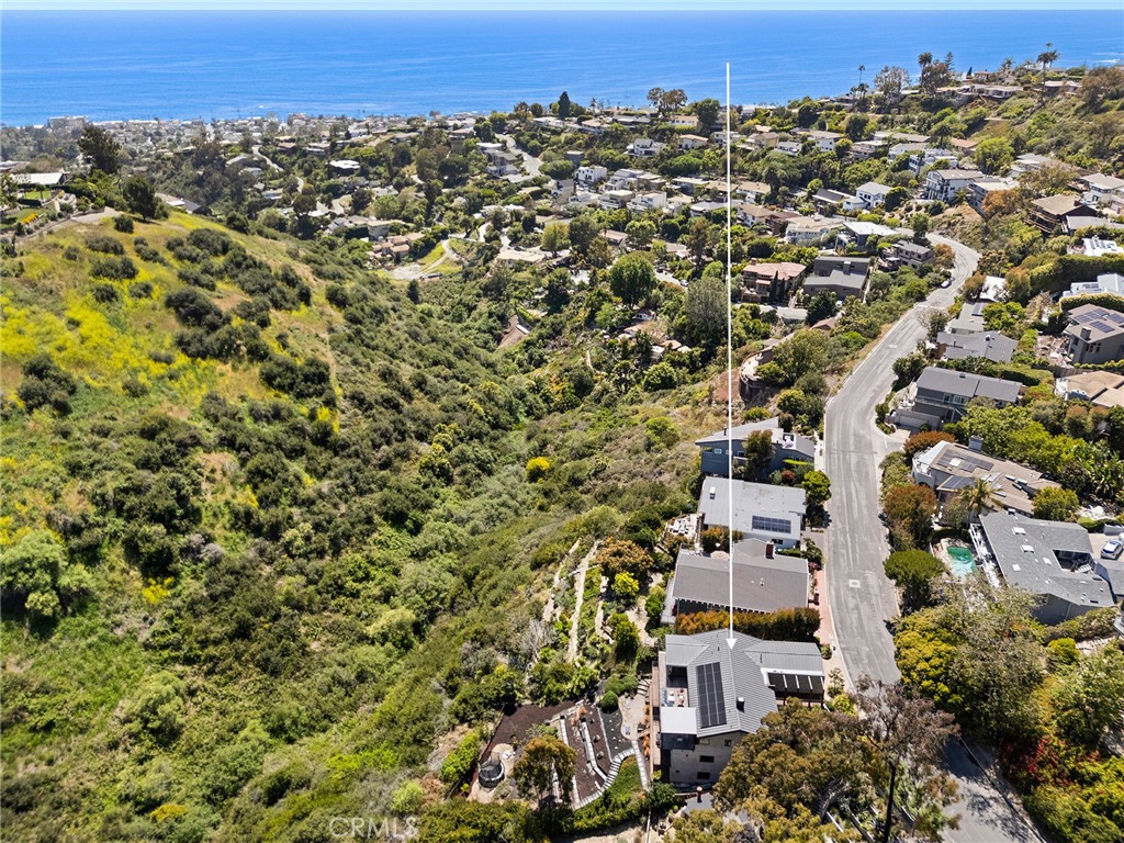 1435 Cerritos Drive