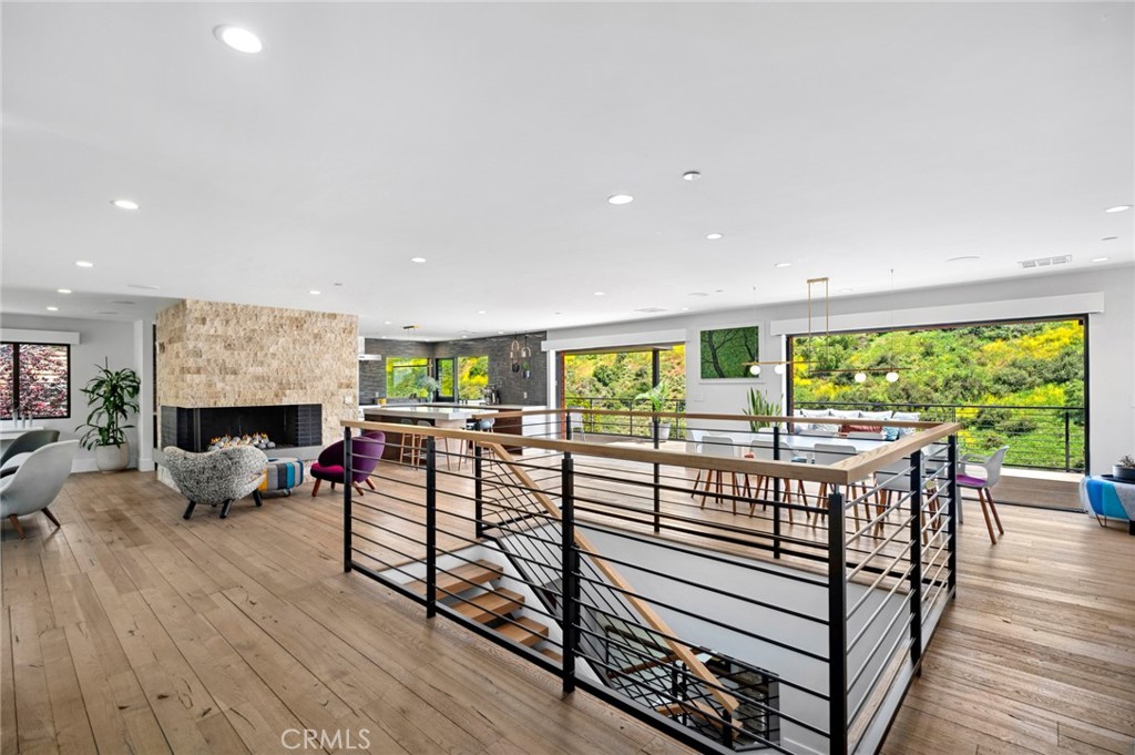 1435 Cerritos Drive