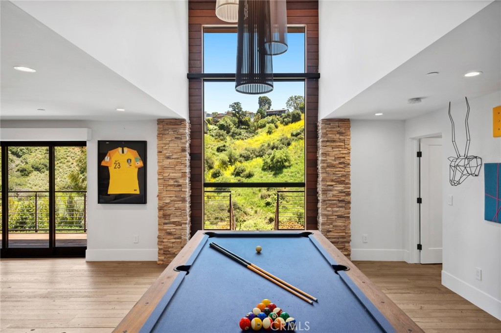1435 Cerritos Drive