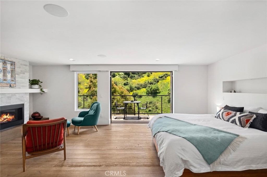1435 Cerritos Drive