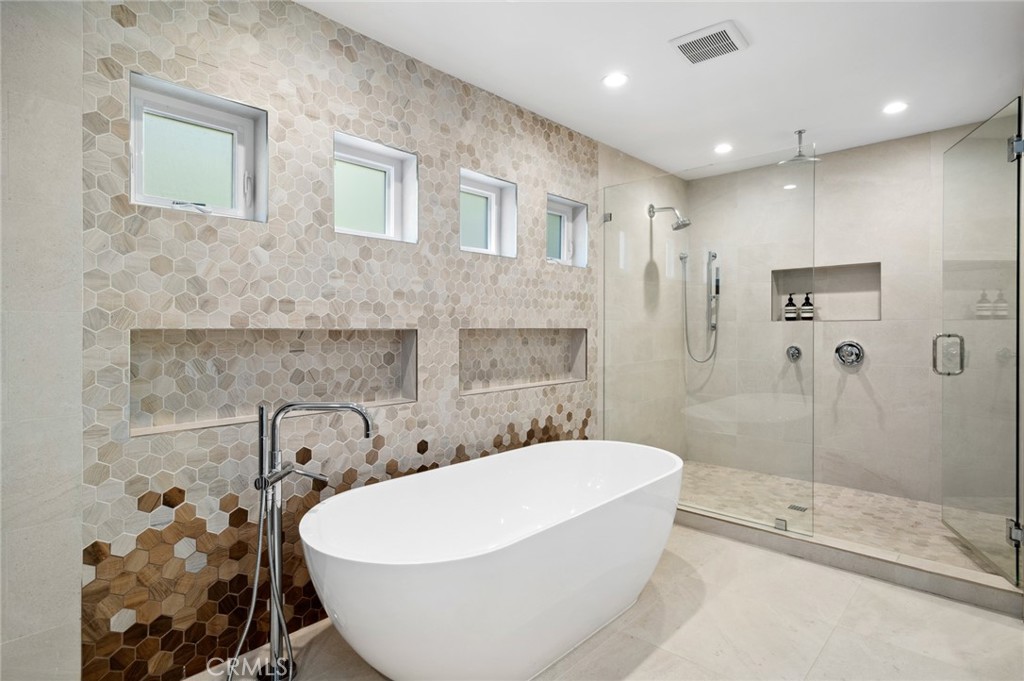 1435 Cerritos Drive