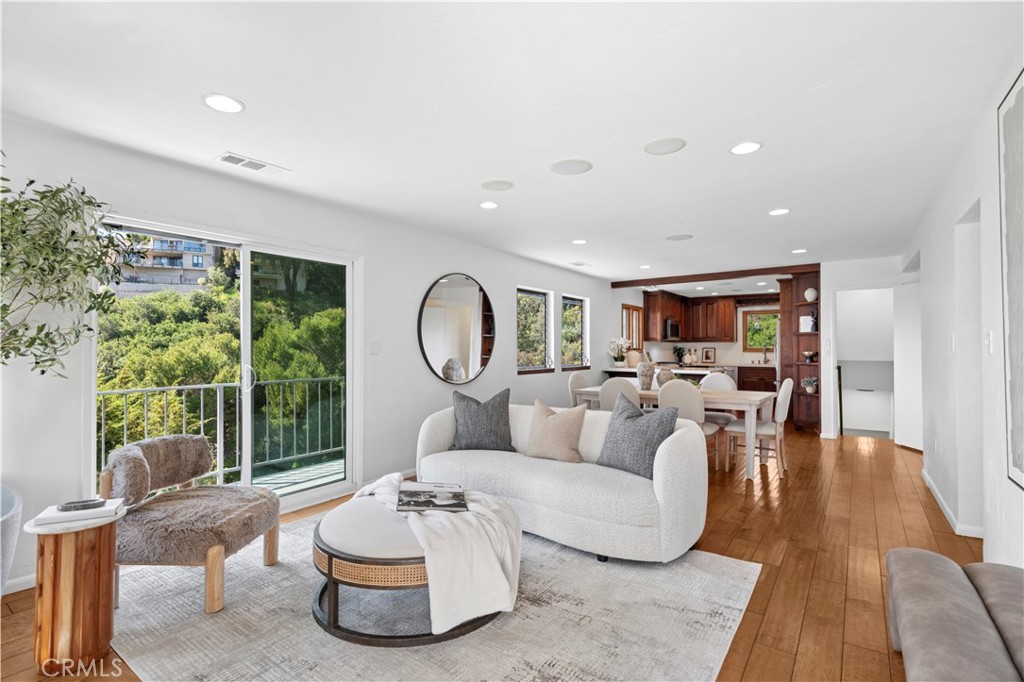 991 Meadowlark Drive