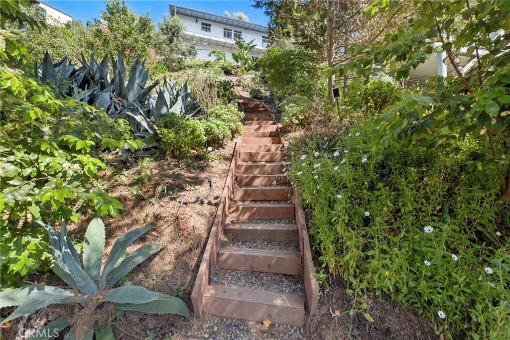 991 Meadowlark Drive