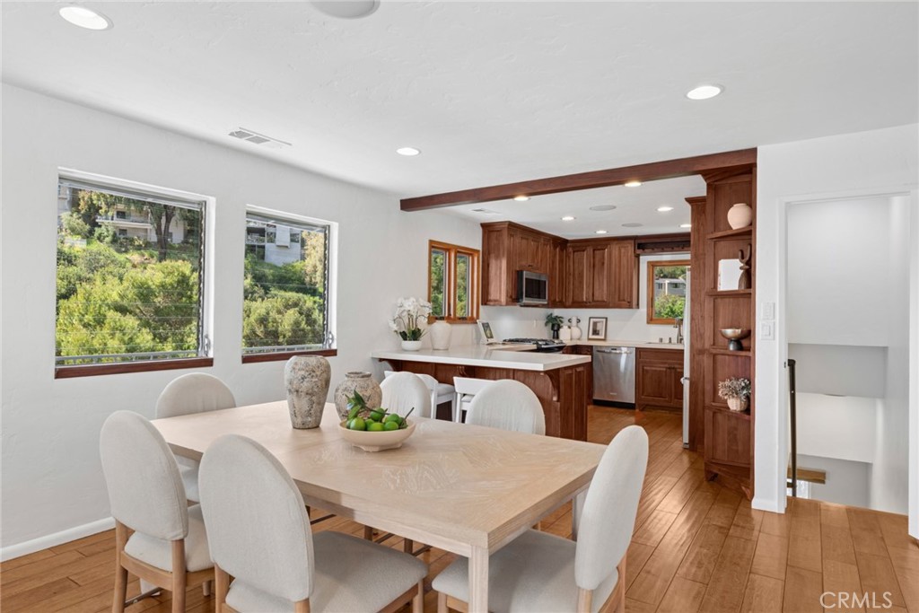 991 Meadowlark Drive