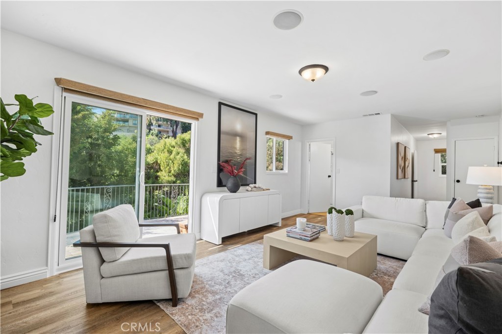 991 Meadowlark Drive