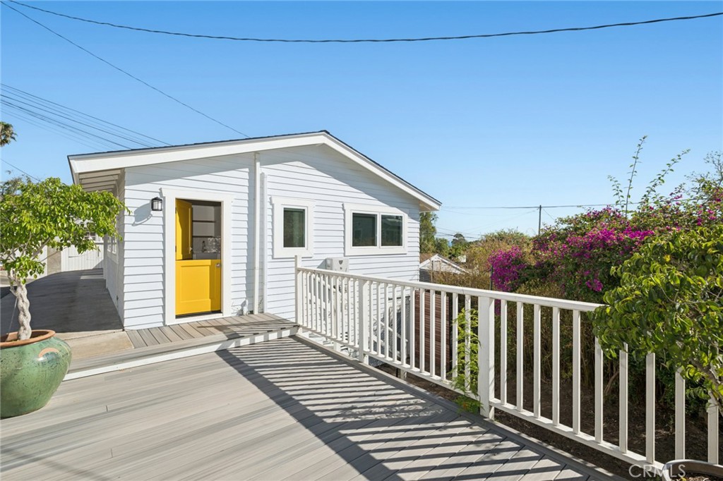 489 Jasmine Street Back