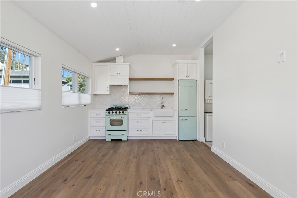 489 Jasmine Street Back