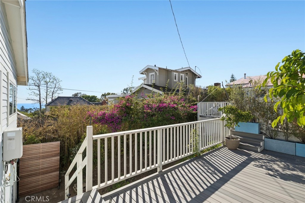 489 Jasmine Street Back