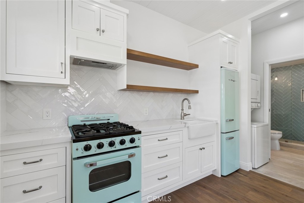 489 Jasmine Street Back