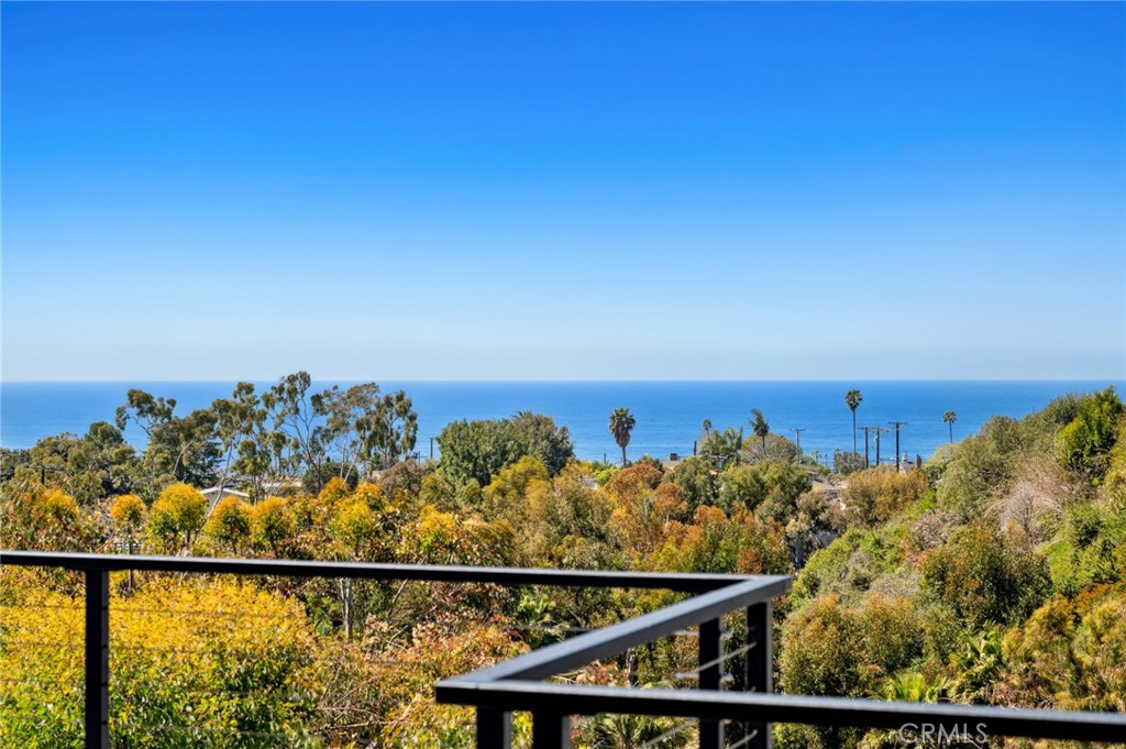 990 Meadowlark Drive