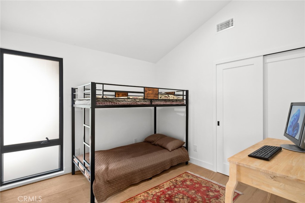 990 Meadowlark Drive