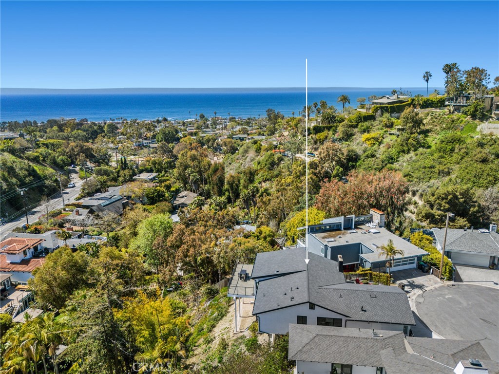 990 Meadowlark Drive