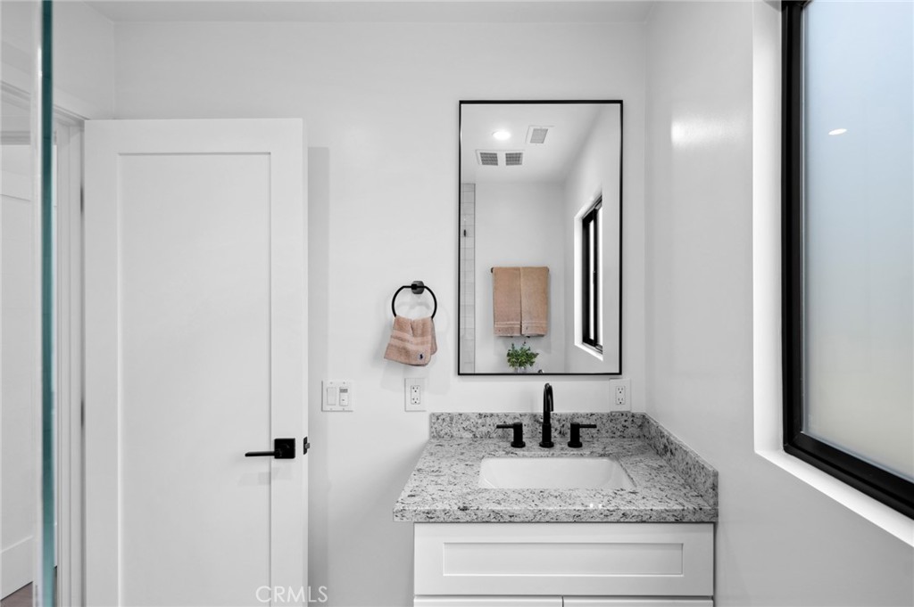 990 Meadowlark Drive