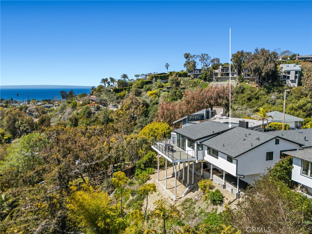 990 Meadowlark Drive