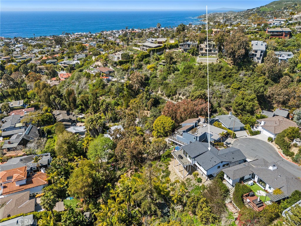 990 Meadowlark Drive