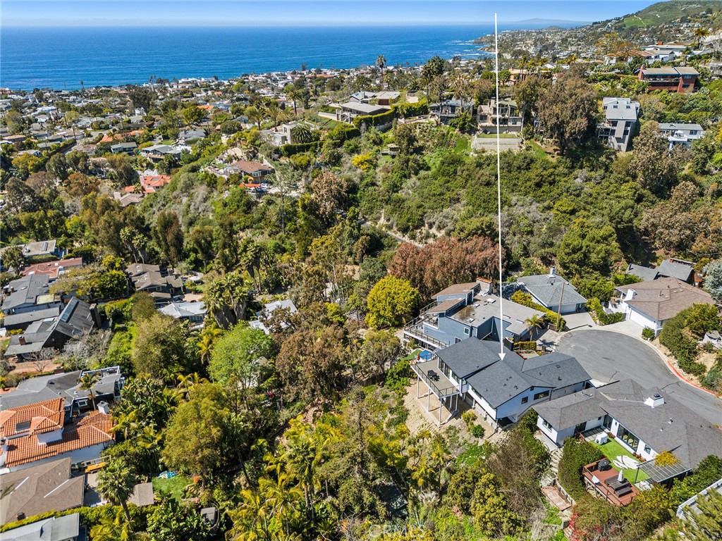 990 Meadowlark Drive