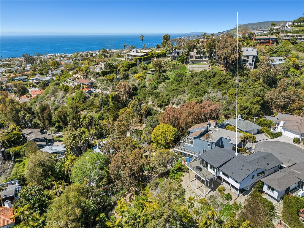 990 Meadowlark Drive