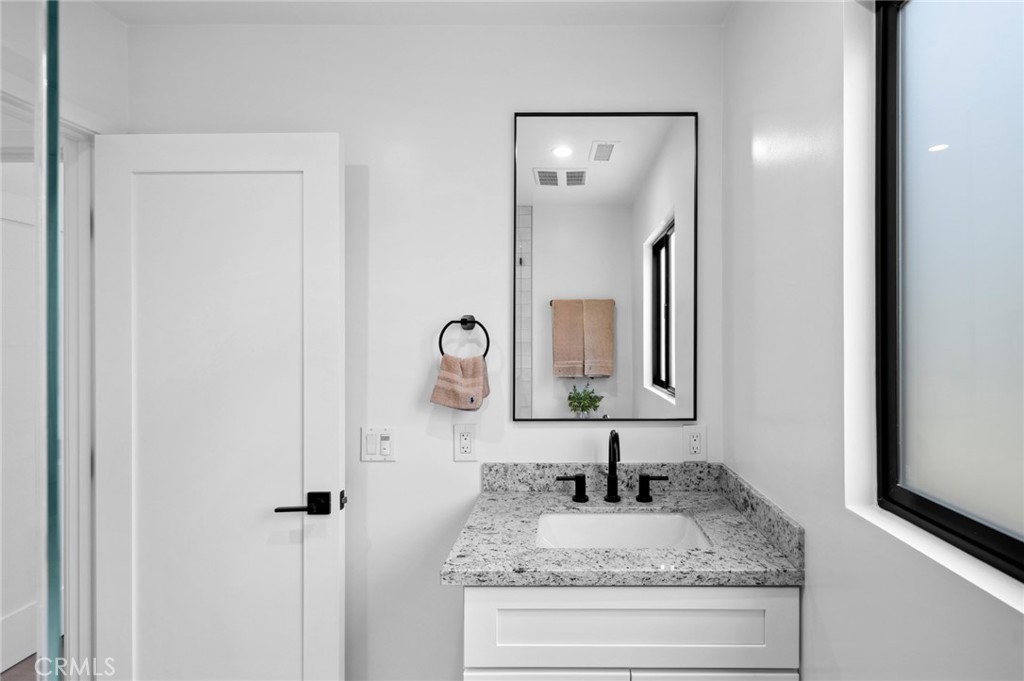 990 Meadowlark Drive