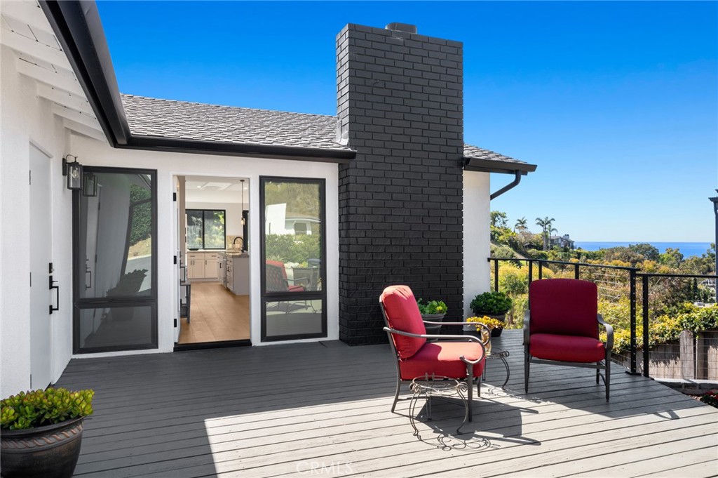 990 Meadowlark Drive