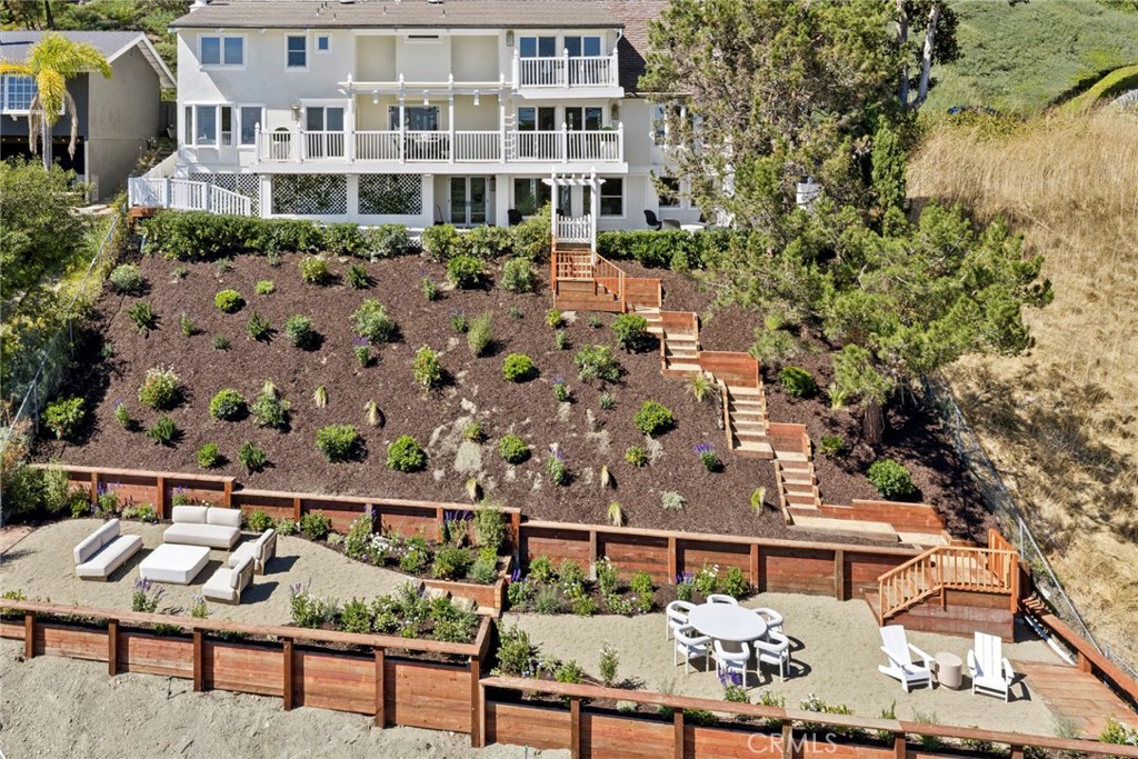 1675 Tahiti Avenue