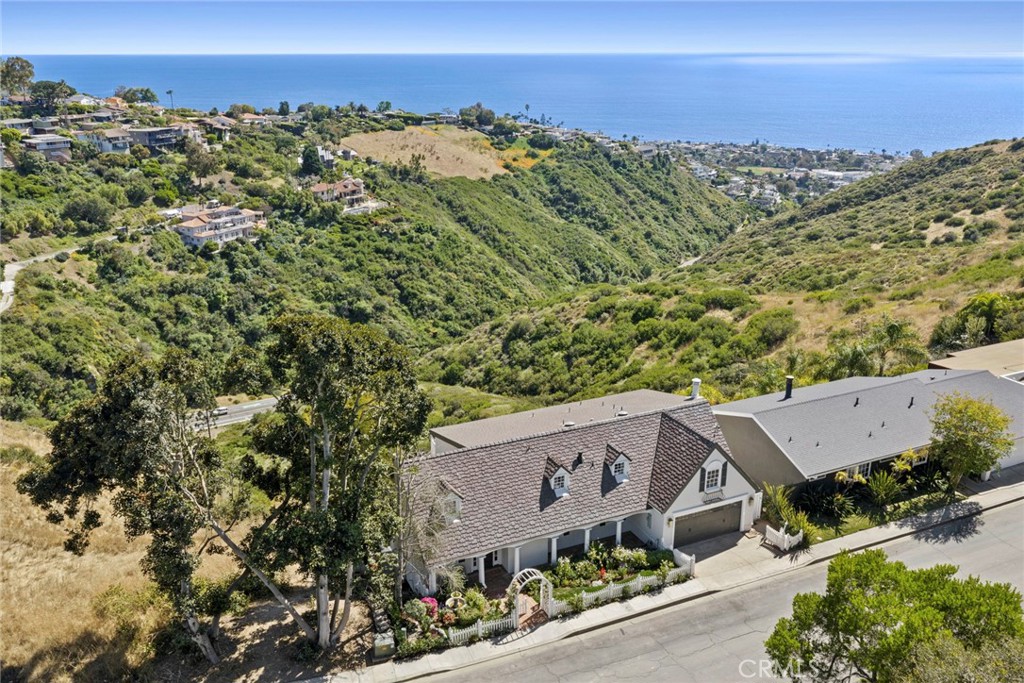 1675 Tahiti Avenue