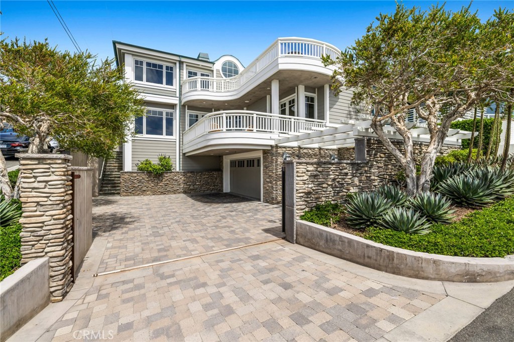 111 Brooks Street