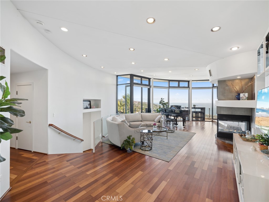 1445 Bounty Way