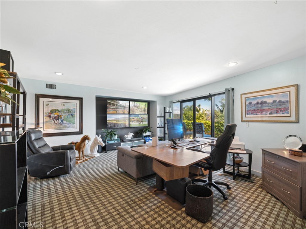 1445 Bounty Way