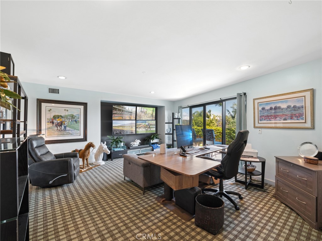 1445 Bounty Way