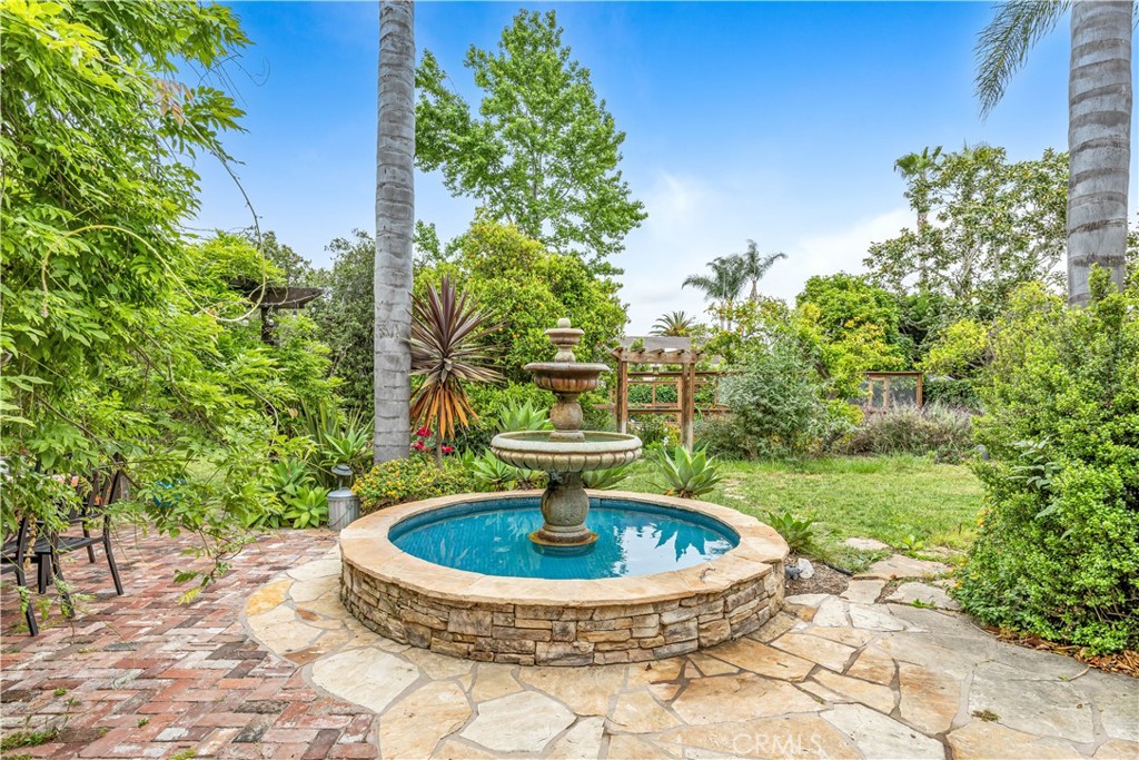 31852 Paseo Alto Plano