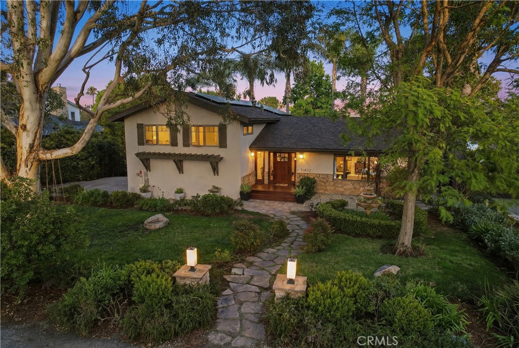 31852 Paseo Alto Plano