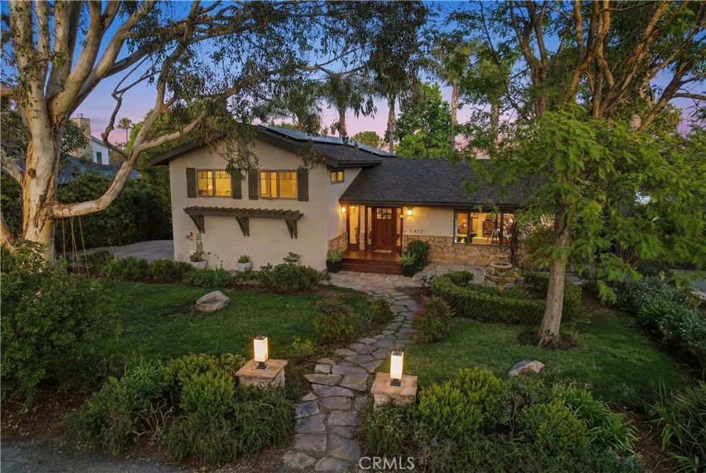 31852 Paseo Alto Plano