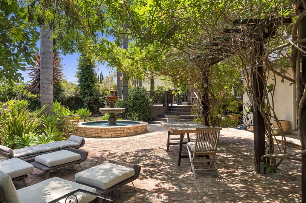 31852 Paseo Alto Plano