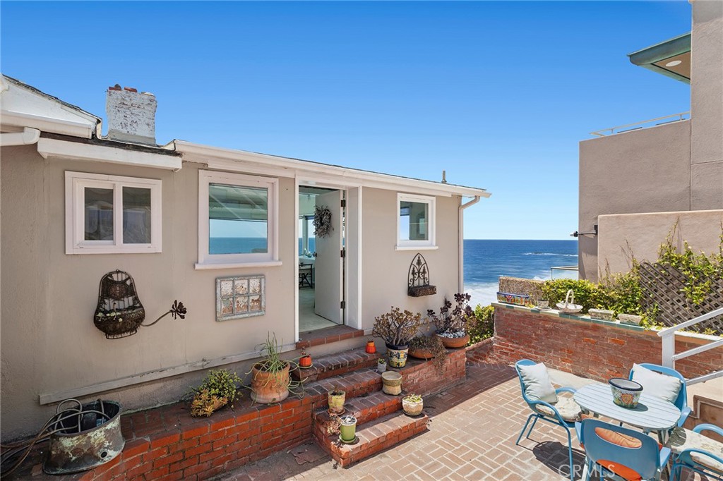 1665 Viking Road