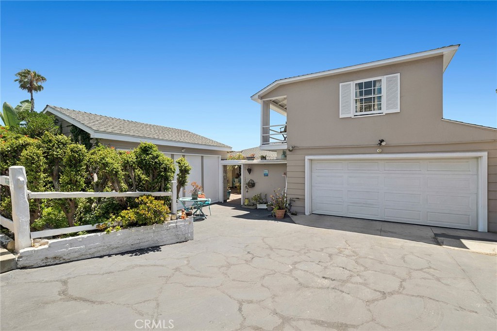 1665 Viking Road