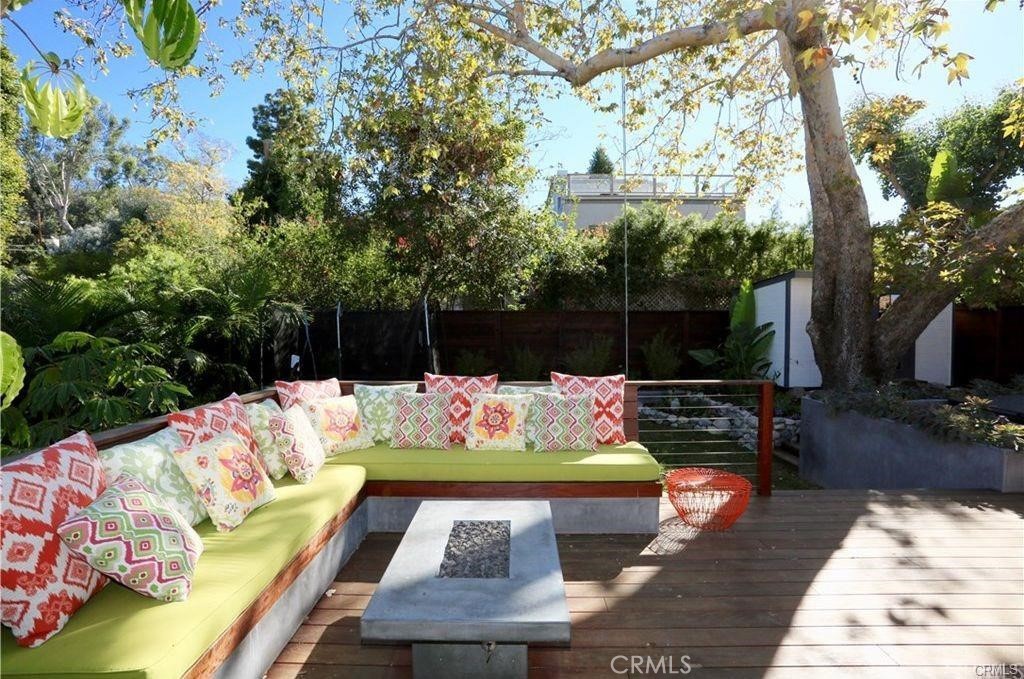 555 Bluebird Canyon Drive