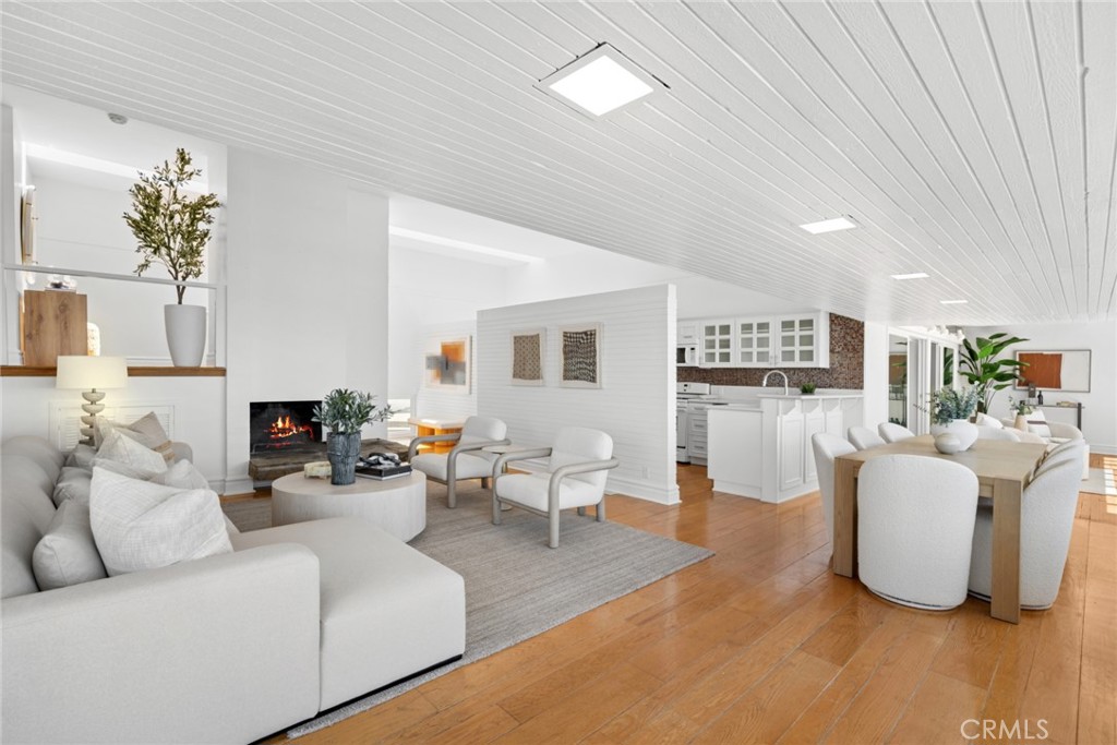 1105 Summit Drive