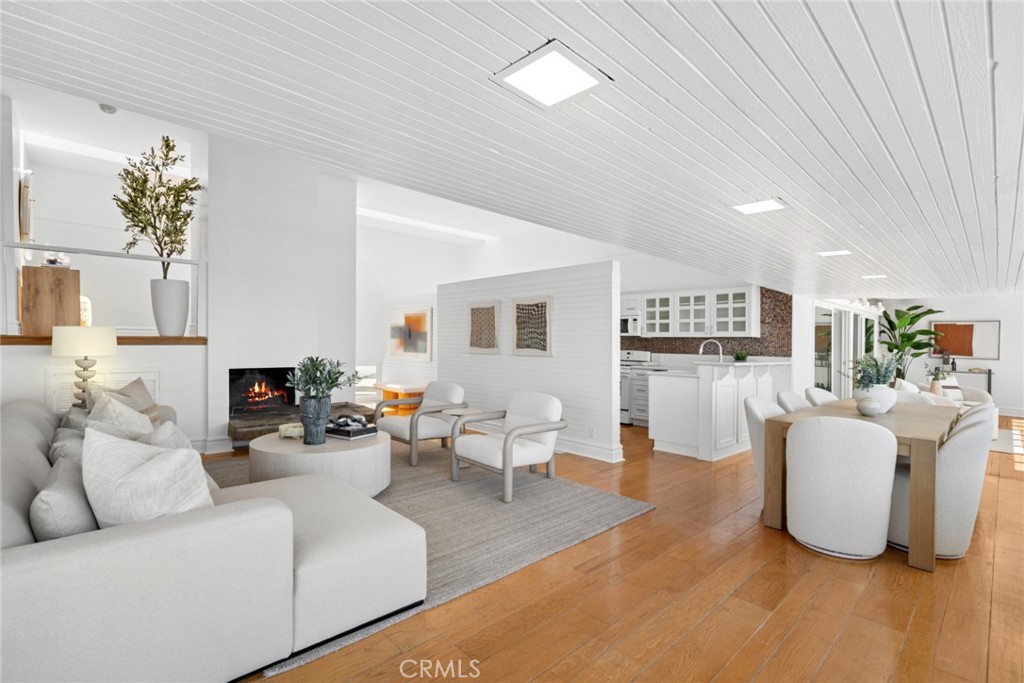 1105 Summit Drive