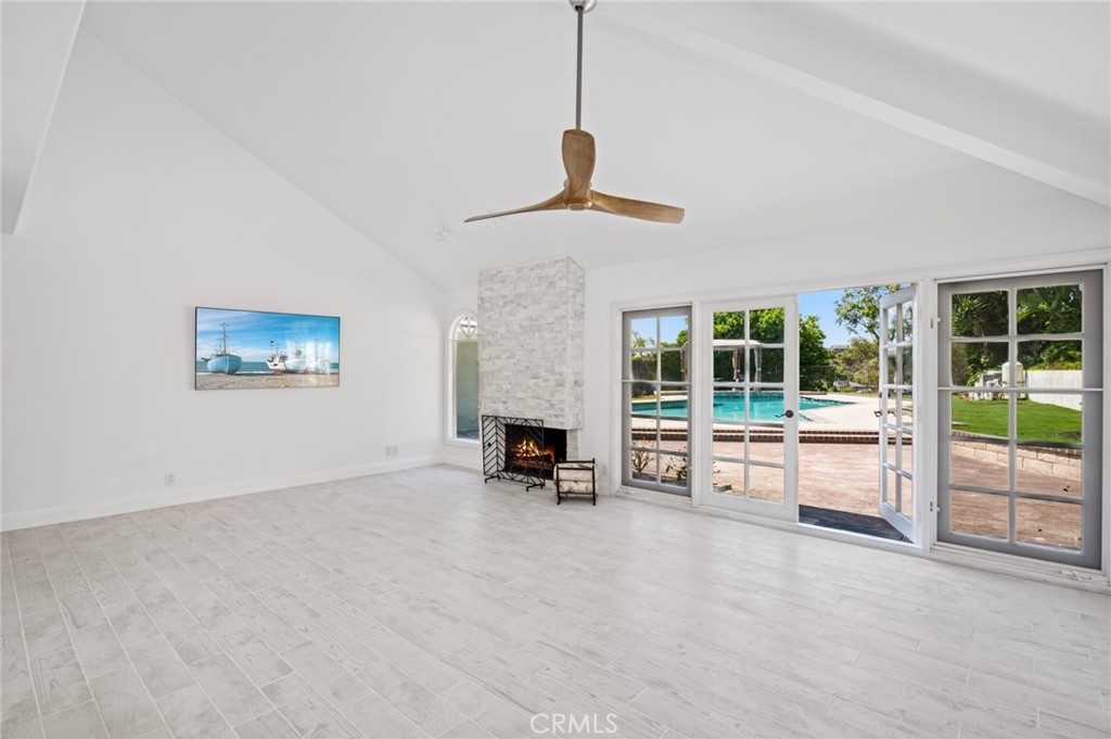 24291 Los Serranos Drive