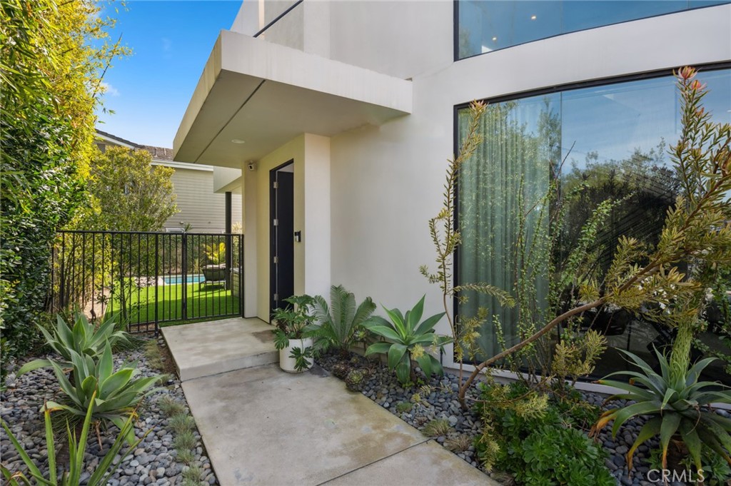 2831 Ridge Drive