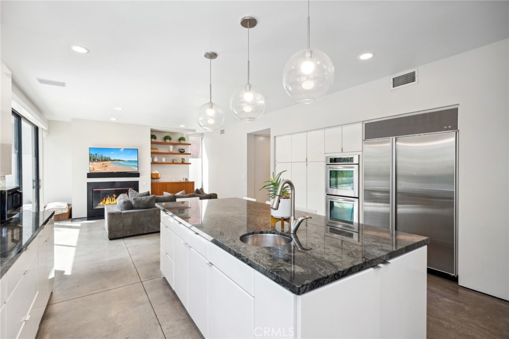 2831 Ridge Drive