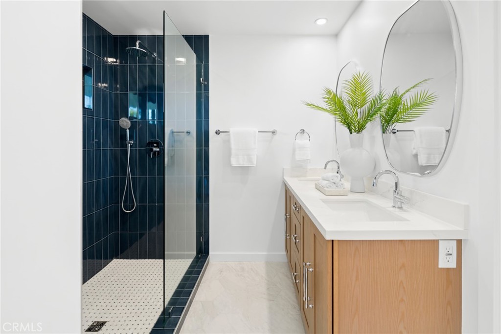 699 Wendt Terrace