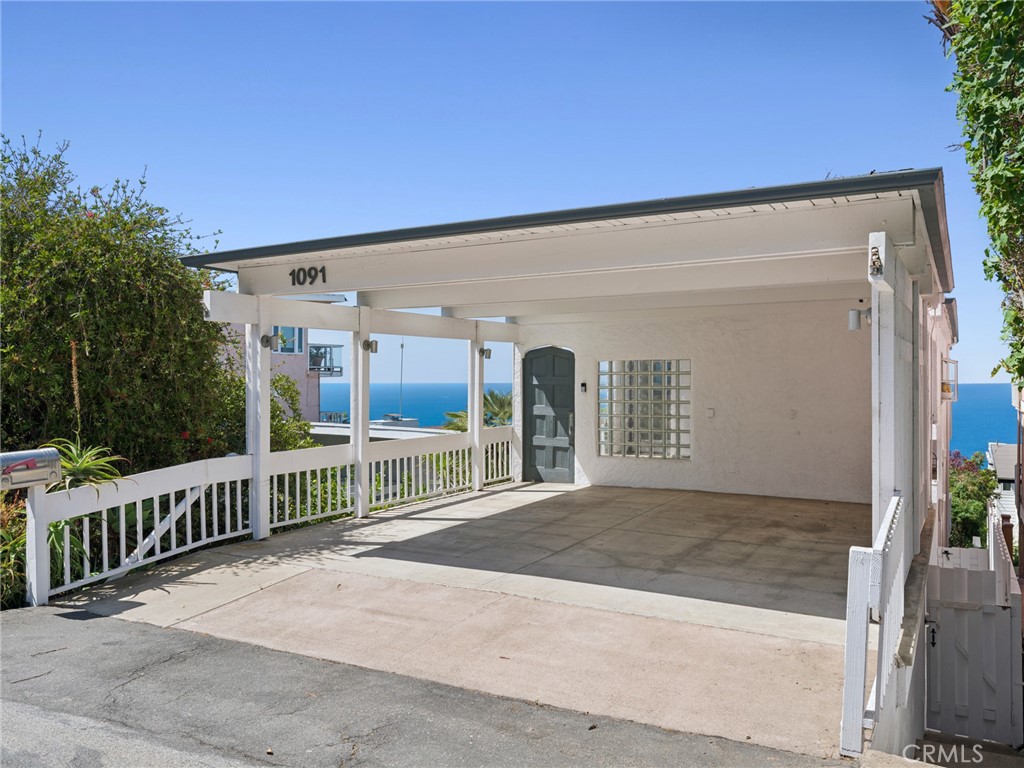 1091 La Mirada Street