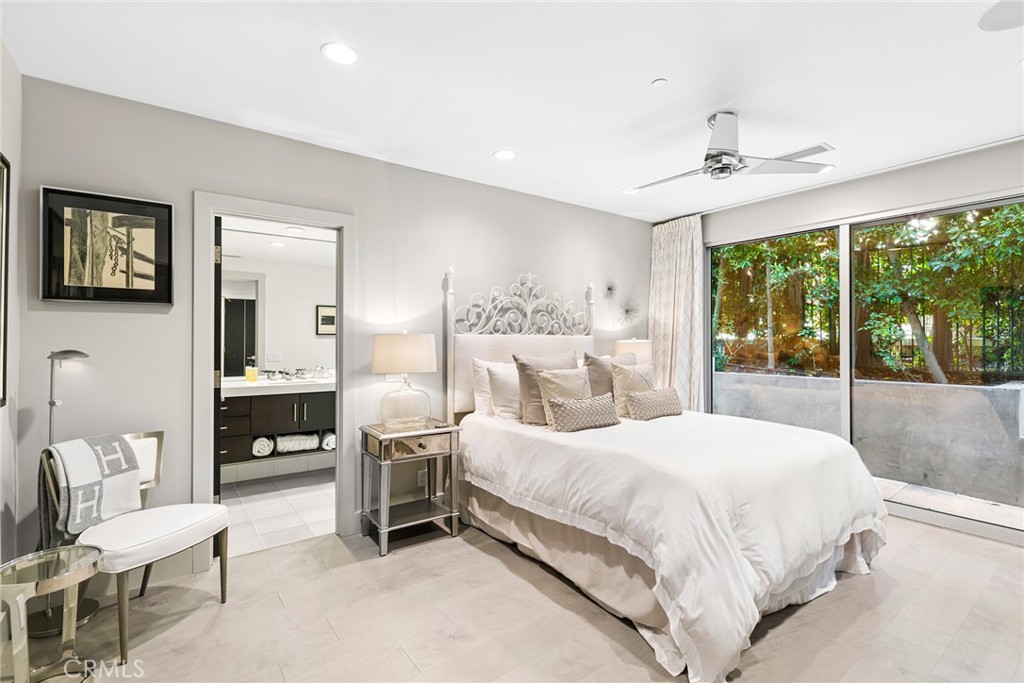 820 Emerald Bay